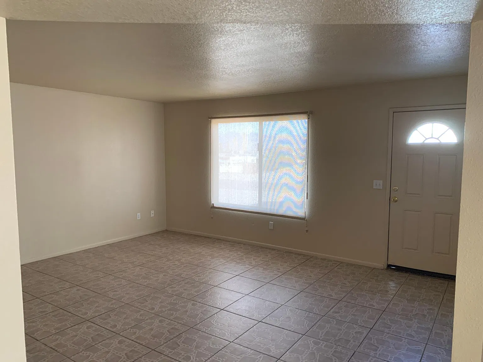 3 bed, 1144 sqft, $1,350 — Photo 3