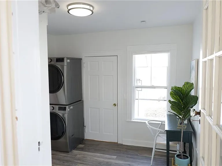 299 Prospect Ave — Photo 12
