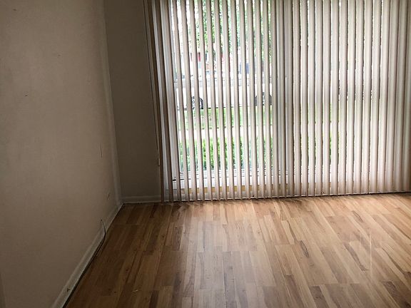 4th image of 10039 S California Ave