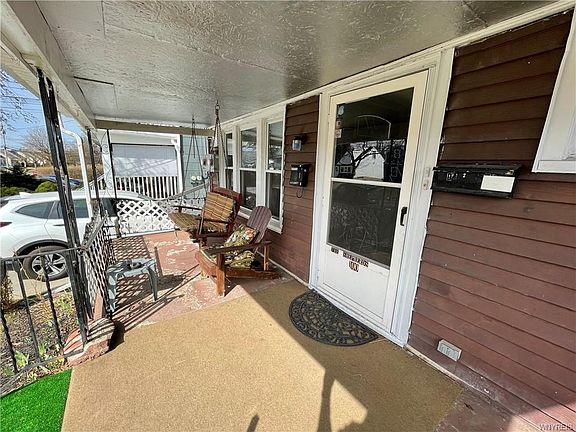 3rd image of 100 Ladner Ave