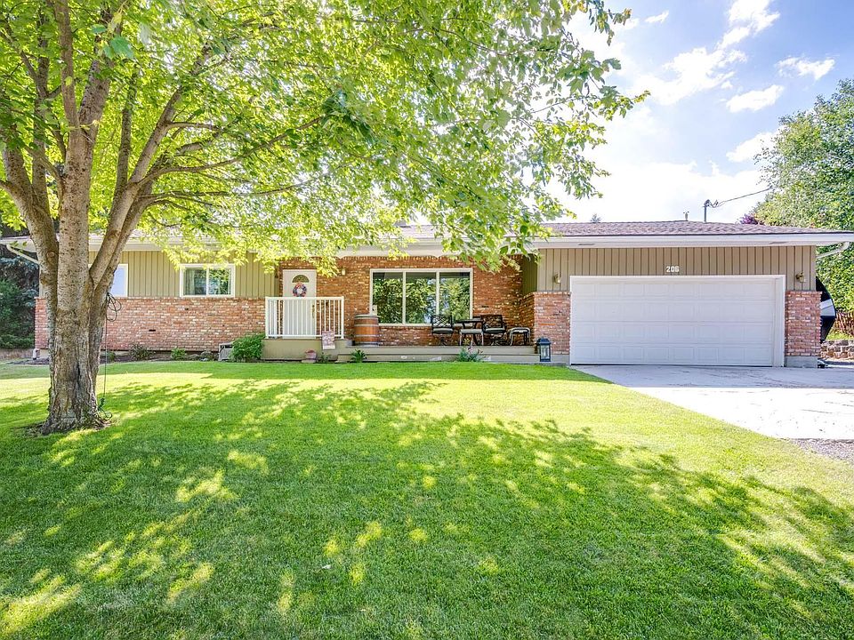 206 S High St, Uniontown, WA 99179 Zillow