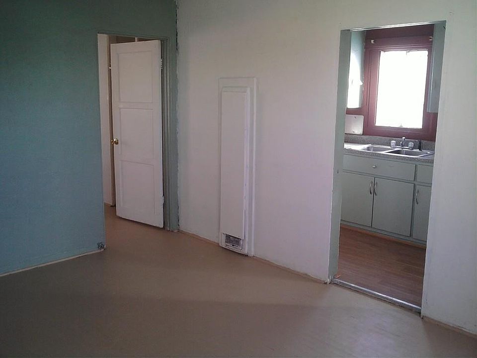 2nd image of 1237 S 43rd St