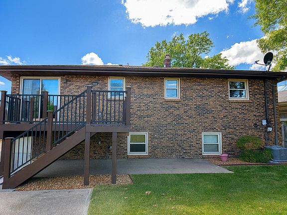 2nd image of 3631 Manor Dr