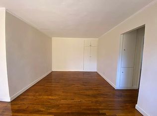 210-01 Hillside Ave #5A, Queens Village, NY 11427