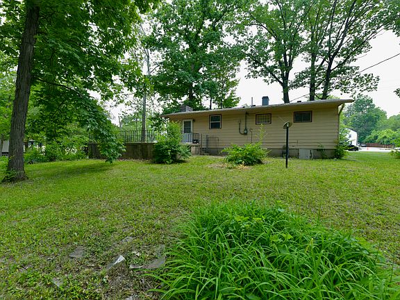 3rd image of 4460 E 38th Street North Dr