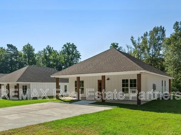 43 Dearman Rd, Sumrall, MS 39482