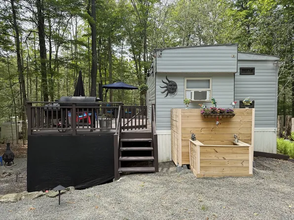 R 105 Canoe Corridor, Gouldsboro, PA 18424