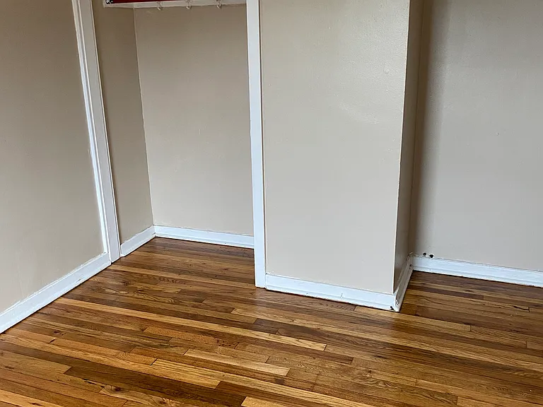 22-28 Acme Pl — Photo 10
