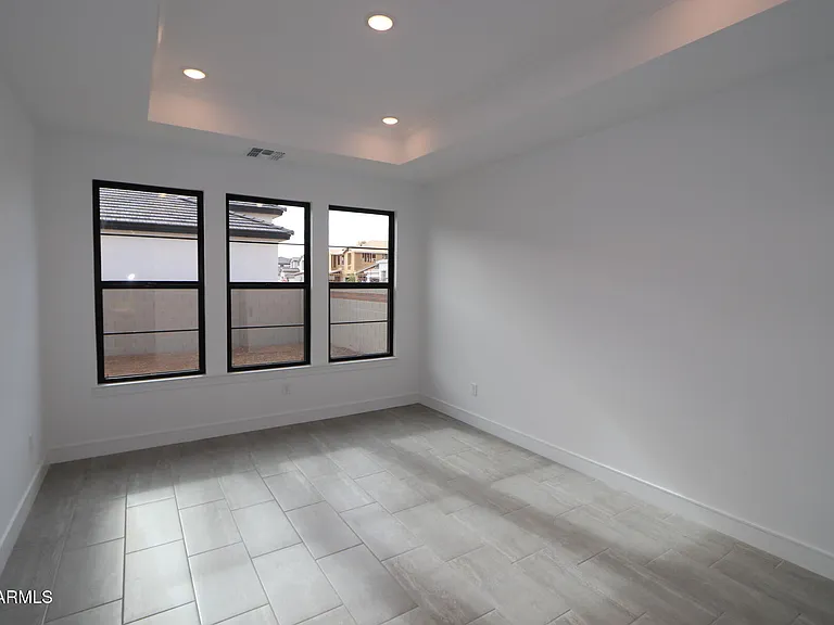 1063 E Zion Way — Photo 15