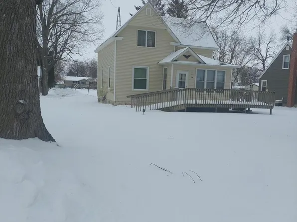 208 3rd St NE, Grand Meadow, MN 55936