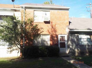 927 Manor Mall, Ardmore, OK 73401