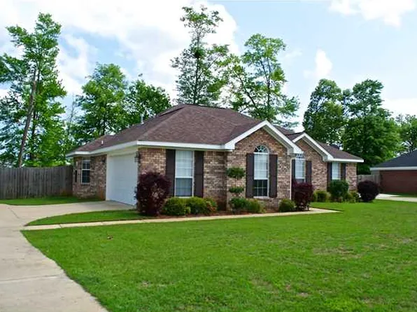 4260 Penn Dr, Semmes, AL 36575