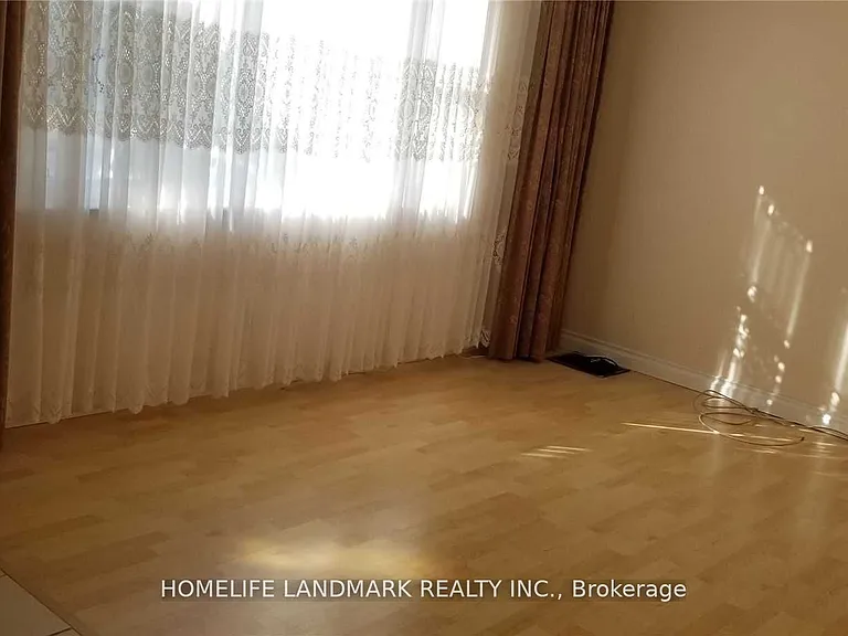 19 Winter Ave #FULL HOUSE — Photo 2