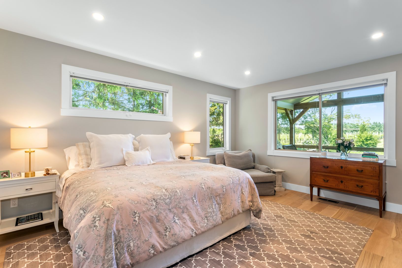  Primary Suite with views of vineyard