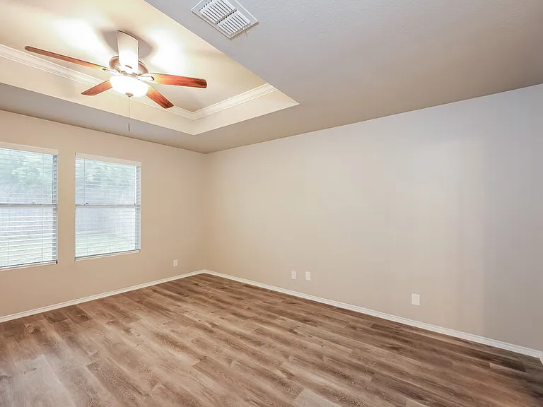 12814 Capri — Photo 12