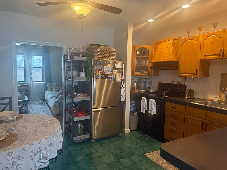 235 Washington Ave #2 — Photo 5