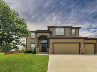 1239 Austin Ct, Warrensburg, MO 64093