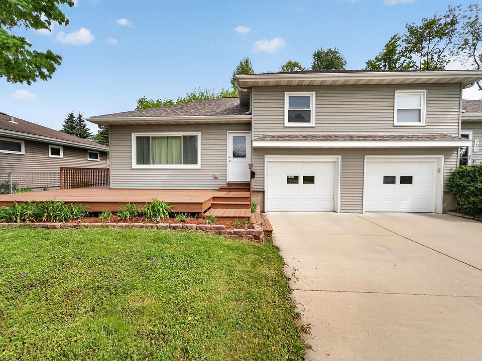 1st image of 203 Fairview Ct