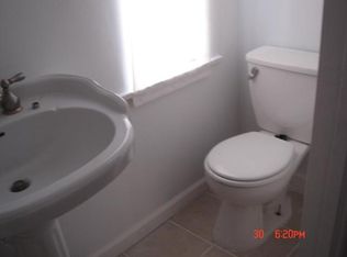 215 W 1st Ave, La Habra, CA 90631