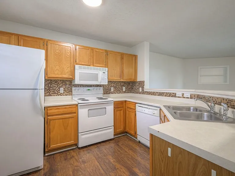 2729 Kennedy Ct #2729 — Photo 4