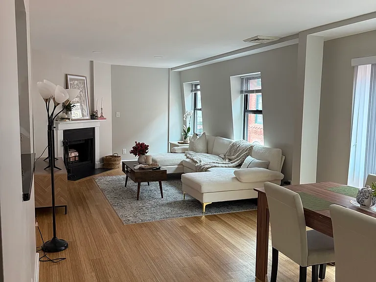 Deacon Court - 1661 Washington Street — Photo 229