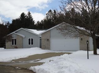1831 Blueberry Dr, Plover, WI 54467
