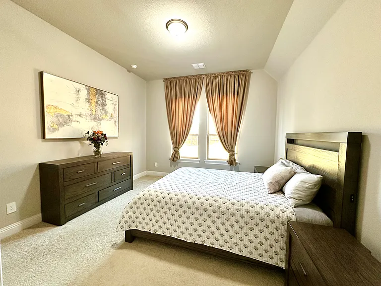 307 Waters Edge Dr — Photo 12