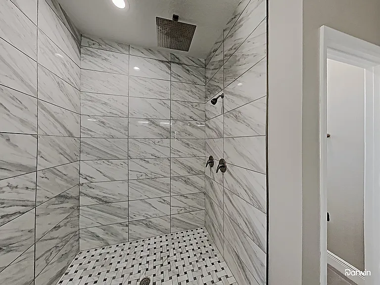 309 Fern Ct — Photo 13