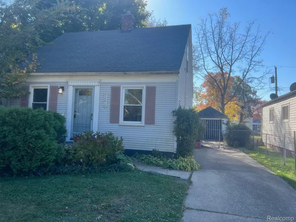 8242 Edward Ave, Center Line, MI 48015