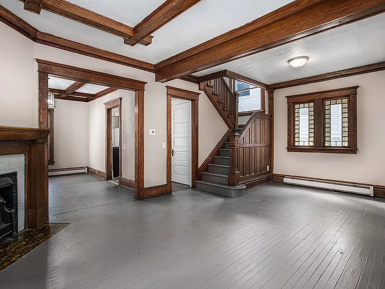 719 W Cedar St — Photo 5