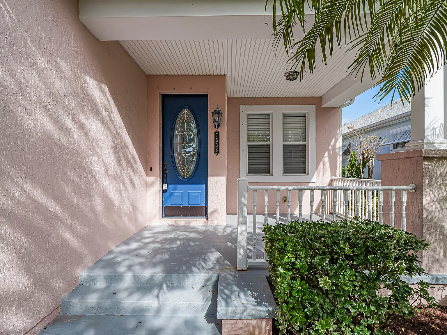 2 bed, 1731 sqft, $2,300 — Photo 4