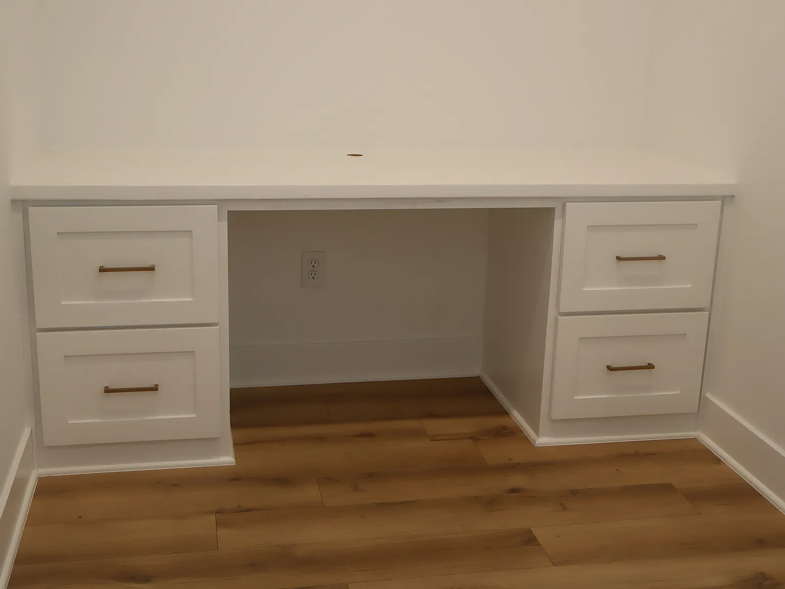 2 bed, 1546 sqft, $3,200 — Photo 2