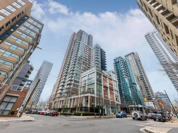 1351 Continental St #2707, Vancouver, BC V6Z 0C6