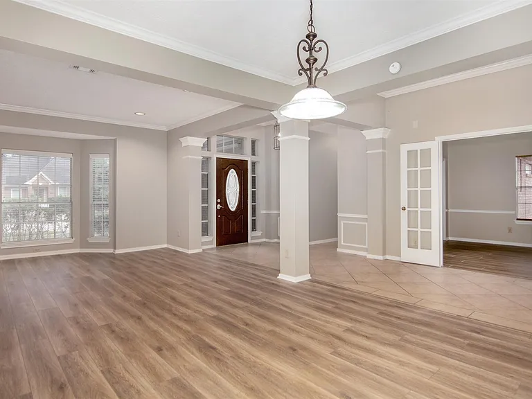 15118 Greenleaf Ln — Photo 9