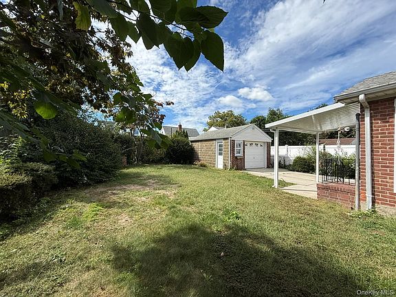 4th image of 375 Latham Road