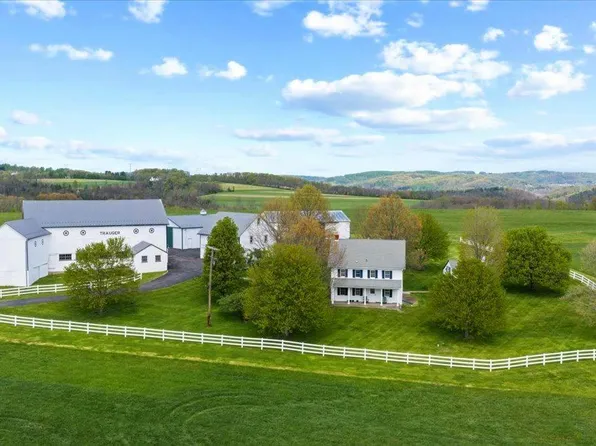 215 Nockamixon Rd, Kintnersville, PA 18930