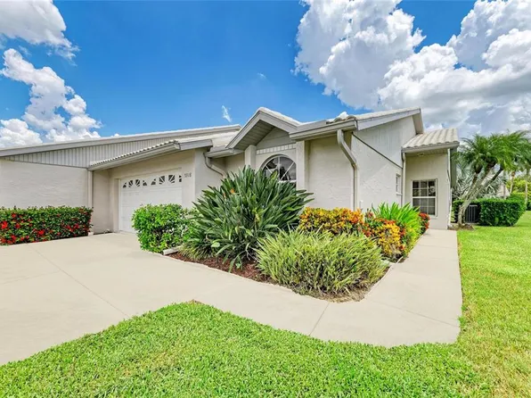 5318 Crestlake Blvd, Sarasota, FL 34233