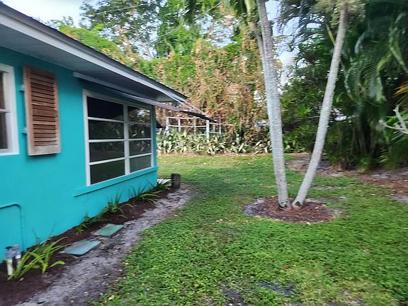5th image of 2445 NE Clarissa St