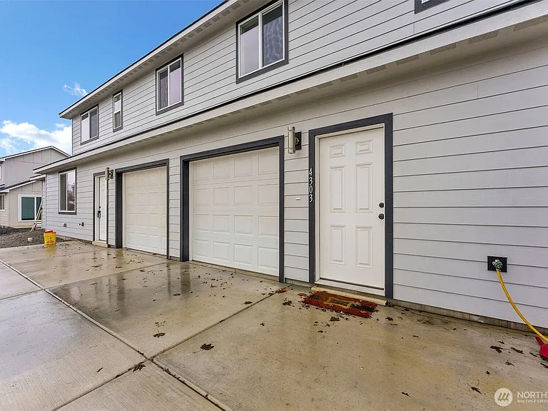 4301 N Torrez Ln — Photo 2