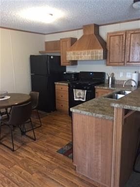2nd image of 2442 Briarwood Ln
