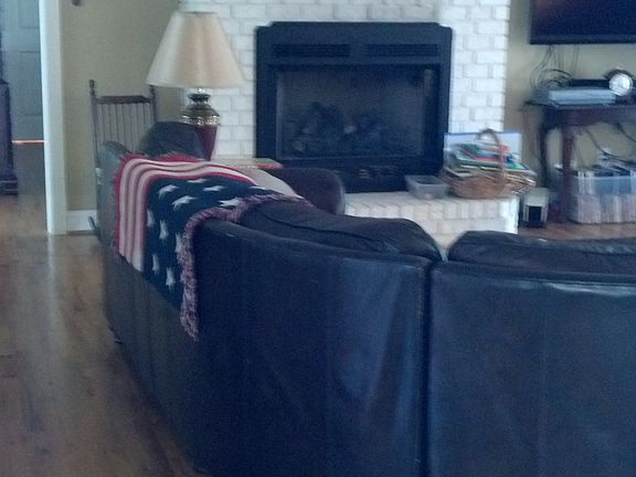 5th image of 1618 Buckhorn Dr