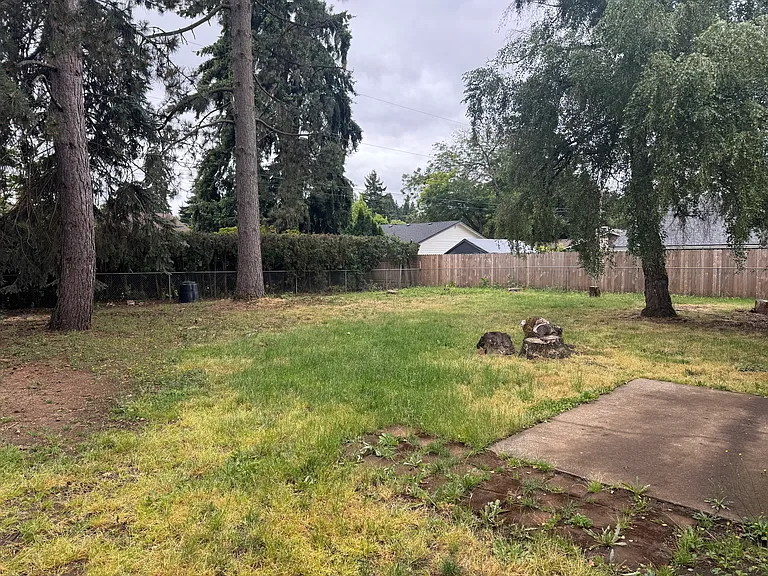 5913 Texas Dr — Photo 16