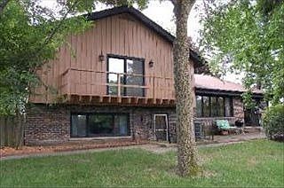 2nd image of 333 Cardinal Dr