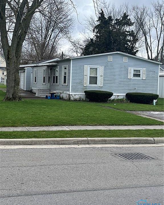 2nd image of 223 E Oliver St