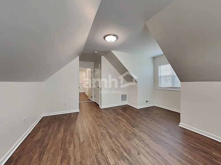 5912 Mineral Springs Ct — Photo 14