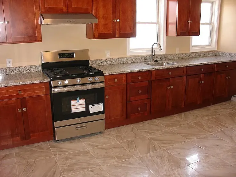1432 Eastern Ave #2 — Photo 8