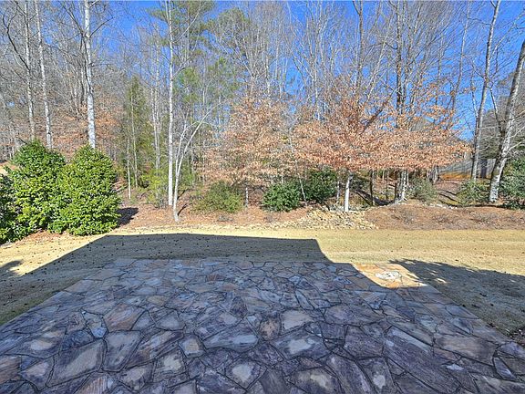 5th image of 1789 Altamont Ct