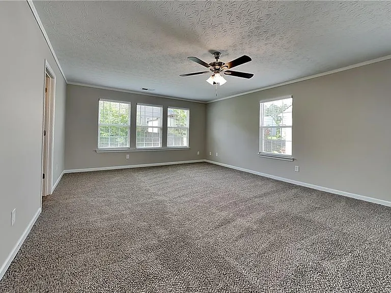 3118 Farmstead Ct — Photo 17