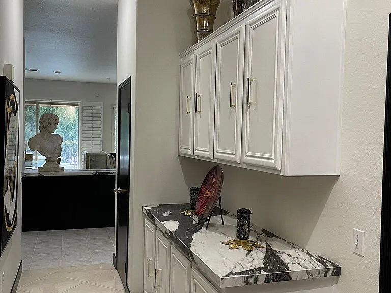 122 Kavenish Dr — Photo 44