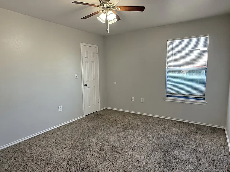 304 N Brentwood Ave #B — Photo 8